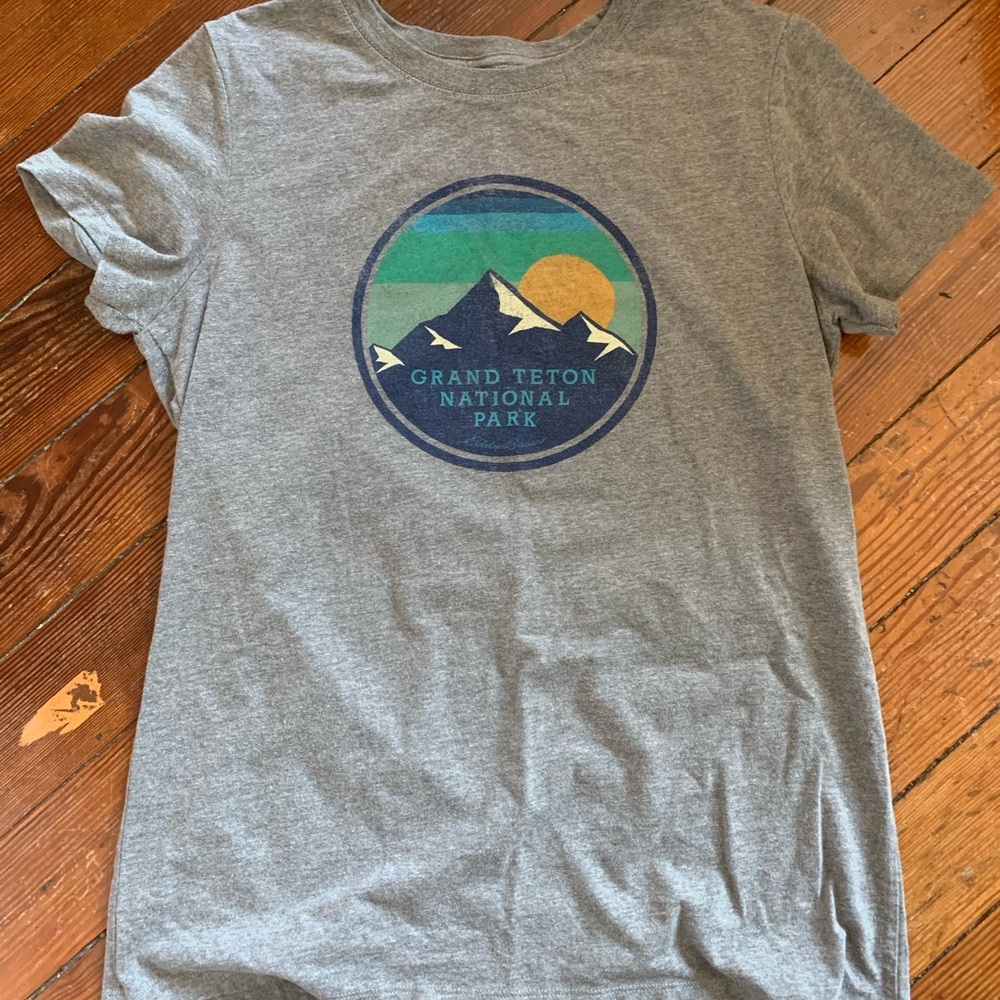 Eddie Bauer t-shirt